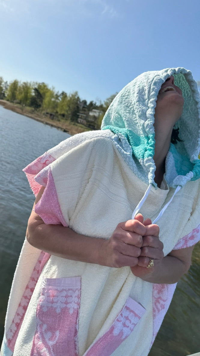 BADEPONCHO